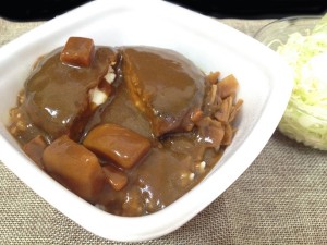 チーズインハンバーグカレー(3)