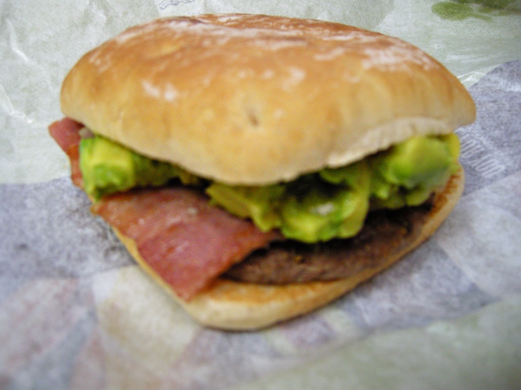 マクドナルドのアボカドバーガー アボカドビーフ を食べてみた Ub Lab